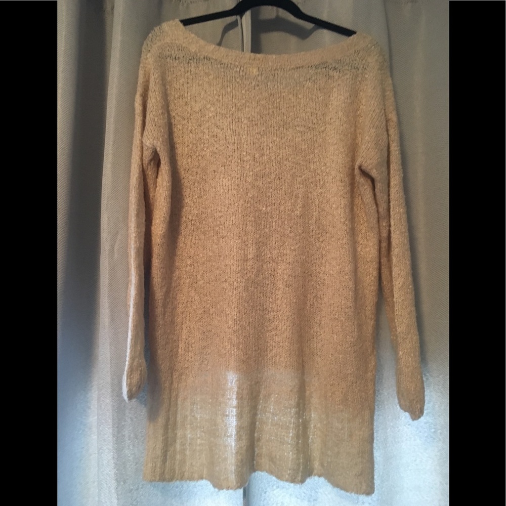 😁 High-Low Sweater 😁 - Picture 4 of 4